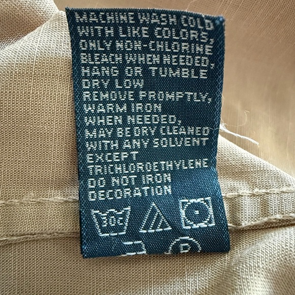 Hobie Short Sleeve Button Shirt Tan Rayon Blend Size S – Small flaw - Picture 6 of 13